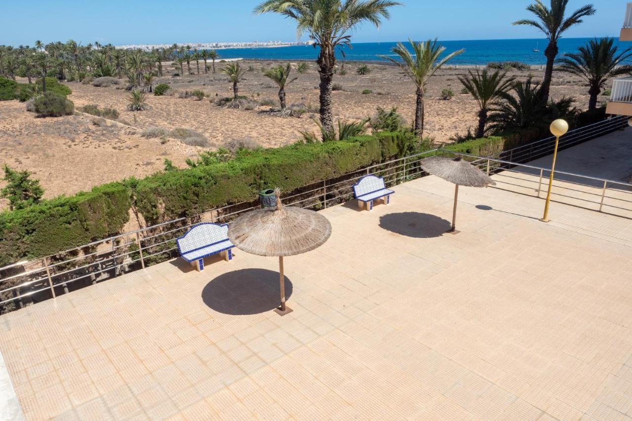 Appartement Torrevieja Junto Cala Ferris Extérieur photo